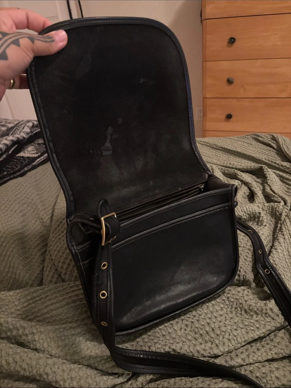 1996 Coach Black Leather Messenger Bag with Brass Hardware 9170- no hang tag